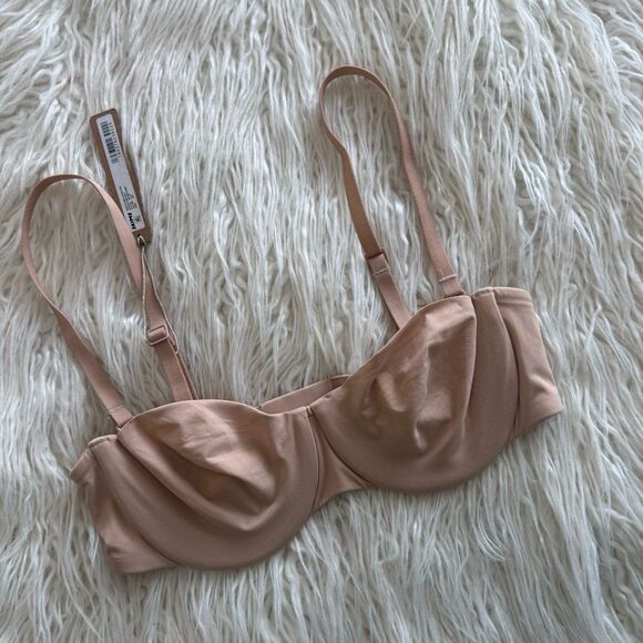 Skims Smoothing Intimates Strapless Bra Clay Size 34A - Picture 2 of 7